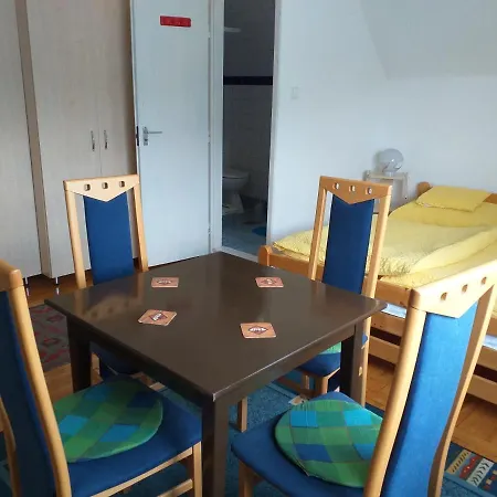 Zsuzsa Guest house